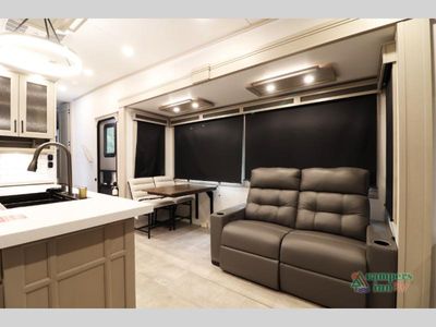 2026 Grand Design Solitude - Photo 15