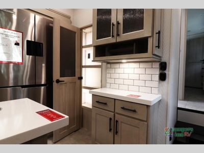 2026 Grand Design Solitude - Photo 28