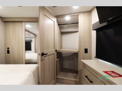 2026 Grand Design Solitude - Photo 36