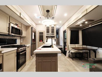 2026 Grand Design Solitude - Photo 11