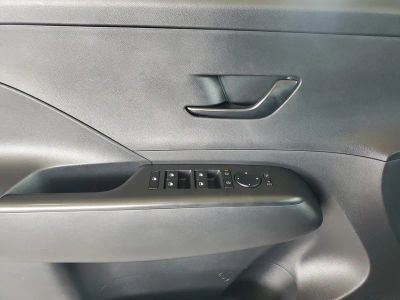 2024 Hyundai Kona — photo 14 view