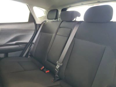 2024 Hyundai Kona — photo 8 view