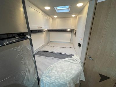 2026 Thor Motor Coach Quantum - Photo 19