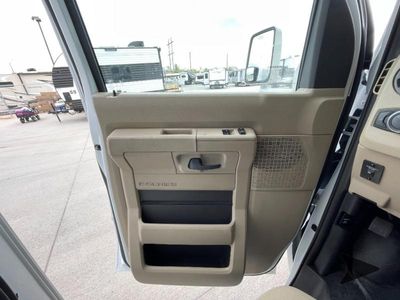 2026 Thor Motor Coach Quantum - Photo 44