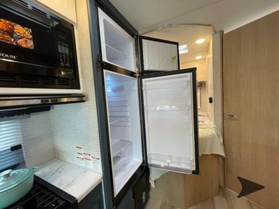 2026 Thor Motor Coach Quantum - Photo 16