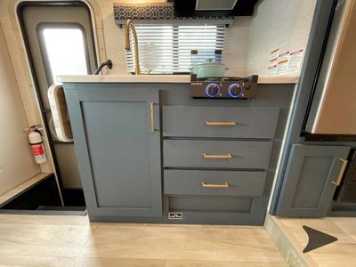 2026 Thor Motor Coach Quantum - Photo 13