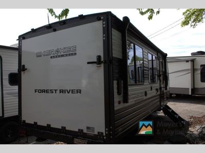 2025 Forest River RV Cherokee Grey Wolf - Photo 6