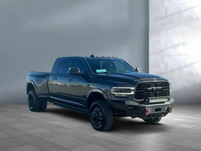 2020 Ram 3500 — photo 8 view