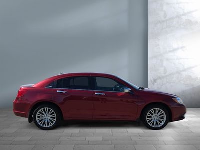 2012 Chrysler 200 - Photo 7