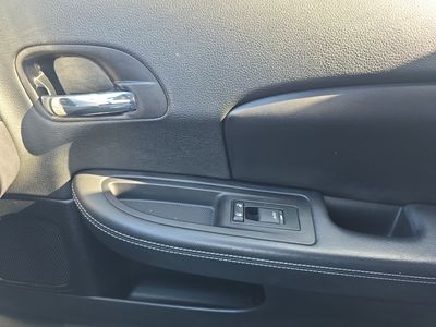 2012 Chrysler 200 - Photo 21