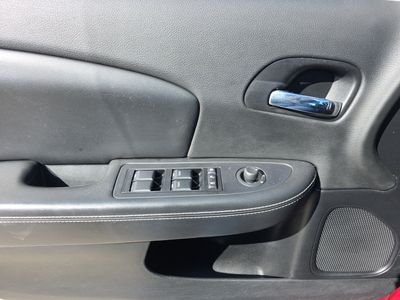 2012 Chrysler 200 - Photo 20