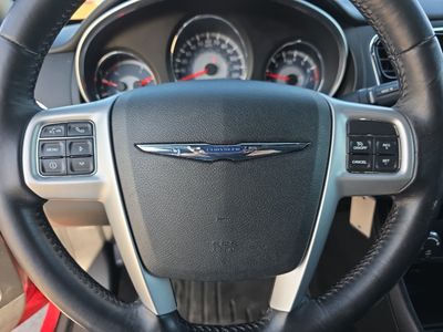 2012 Chrysler 200 - Photo 19