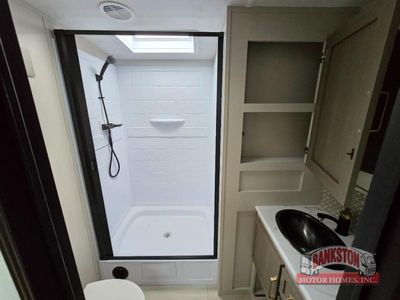 2026 Wildwood Heritage Glen 323RLI - Photo 24