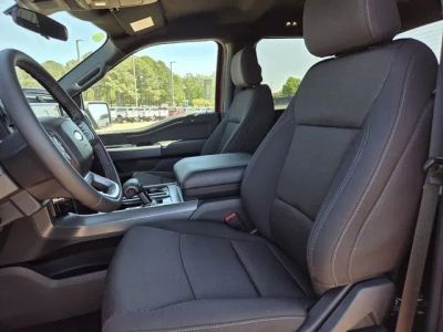 2026 Ford F-150 - Photo 12