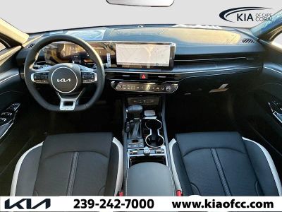 2026 Kia K5 — photo 14 view