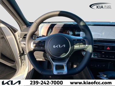 2026 Kia K5 — photo 36 view