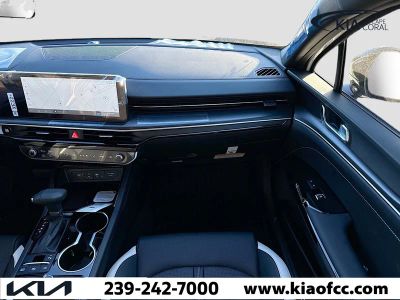 2026 Kia K5 — photo 16 view