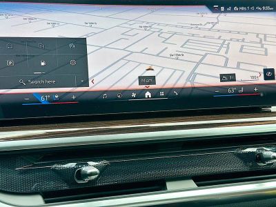 2026 BMW X5 — photo 10 view
