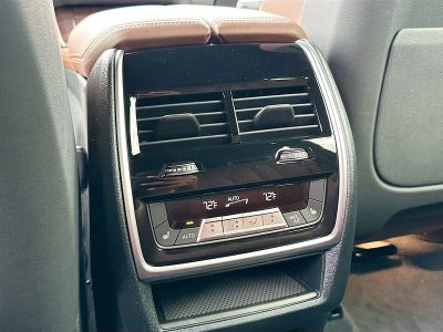 2026 BMW X5 — photo 20 view