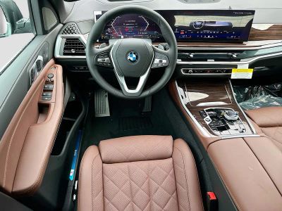 2026 BMW X5 — photo 17 view