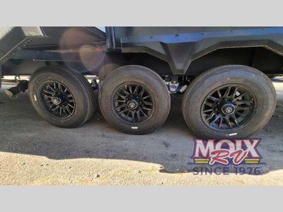 2026 Grand Design Momentum G-Class — photo 38 view
