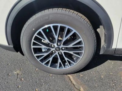 2023 Ford Escape — detail view