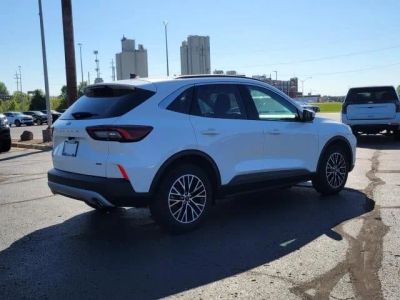 2023 Ford Escape — side profile view