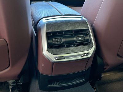 2023 BMW 7 Series - Photo 27