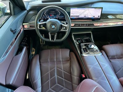 2023 BMW 7 Series - Photo 24