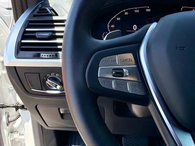 2025 BMW X4 — photo 37 view
