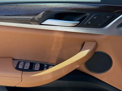 2025 BMW X4 — photo 23 view