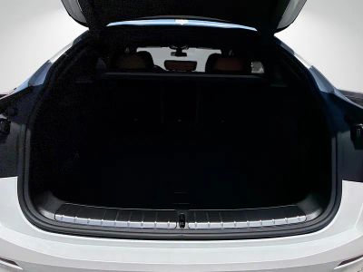 2025 BMW X4 — photo 12 view