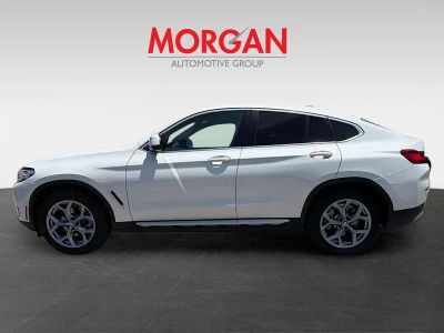 2025 BMW X4 — engine compartment view