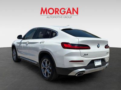 2025 BMW X4 — detail view