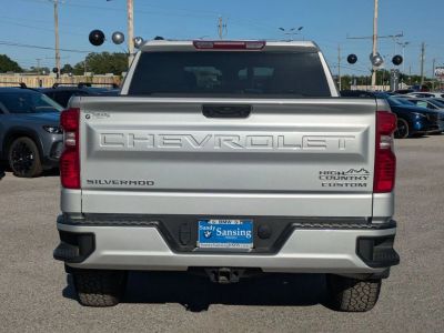 2022 Chevrolet Silverado 1500 — interior view
