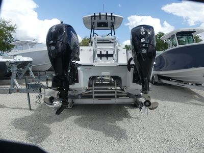2026 Twin Vee 240 GFX2 - Photo 4