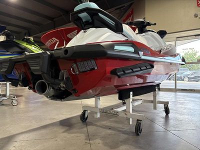 2025 Yamaha WaveRunners VX Limited - Photo 4