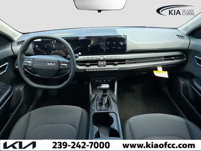 2025 Kia K4 - Photo 14