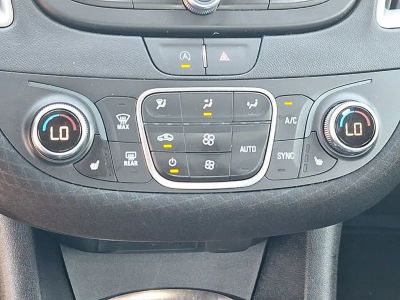 2025 Chevrolet Malibu - Photo 28