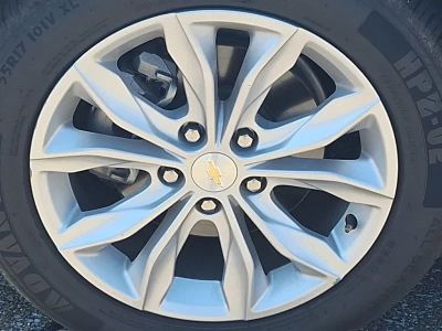 2025 Chevrolet Malibu - Photo 11