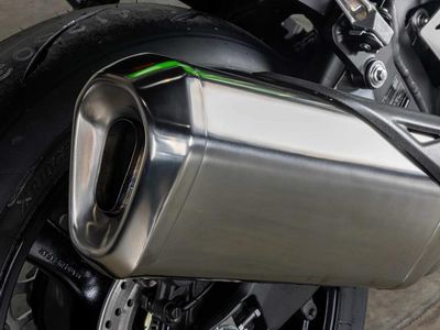 2026 Kawasaki ZX1003BTFAL - Photo 9