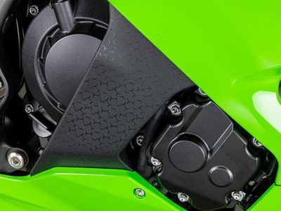 2026 Kawasaki ZX1003BTFAL - Photo 7
