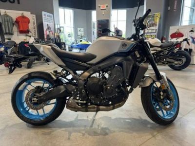 2026 Yamaha MT-09 — front three-quarter view
