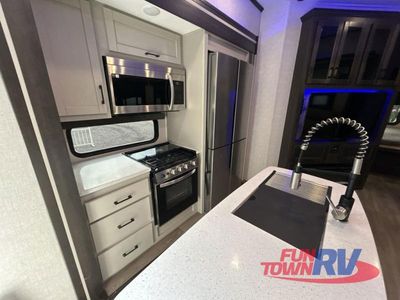 2021 CrossRoads RV Cruiser - Photo 17