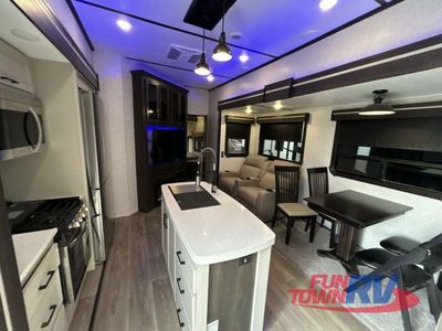 2021 CrossRoads RV Cruiser - Photo 16