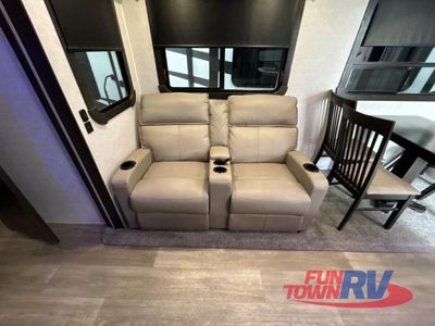 2021 CrossRoads RV Cruiser - Photo 24