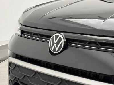 2025 Volkswagen Taos - Photo 8
