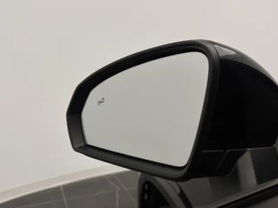 2025 Volkswagen Taos - Photo 14