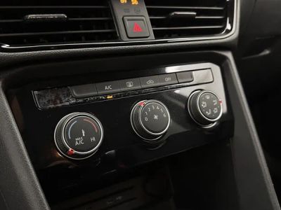 2025 Volkswagen Taos - Photo 17