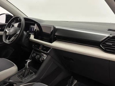 2025 Volkswagen Taos - Photo 31